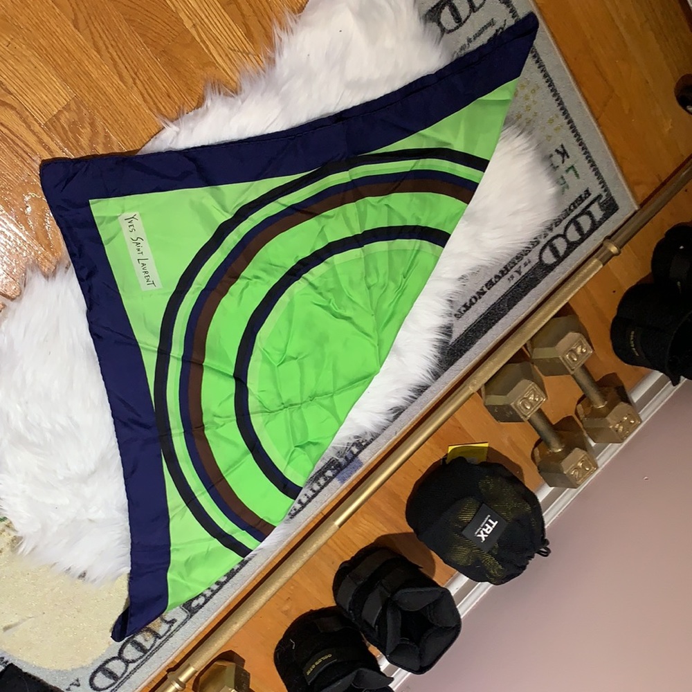 YSL Vintage Scarf Big - Picture 3 of 3